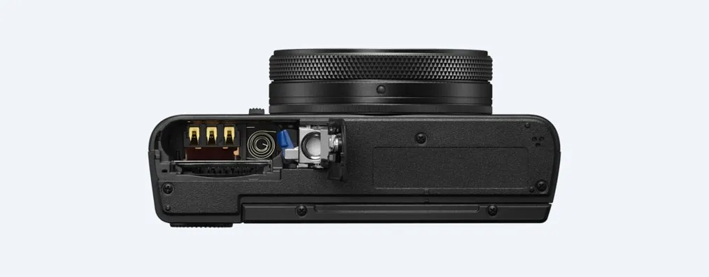 กล้องคอมแพค RX100 VII กับ AF ที่เหนือกว่า (DSC-RX100M7 ตัวกล้อง)