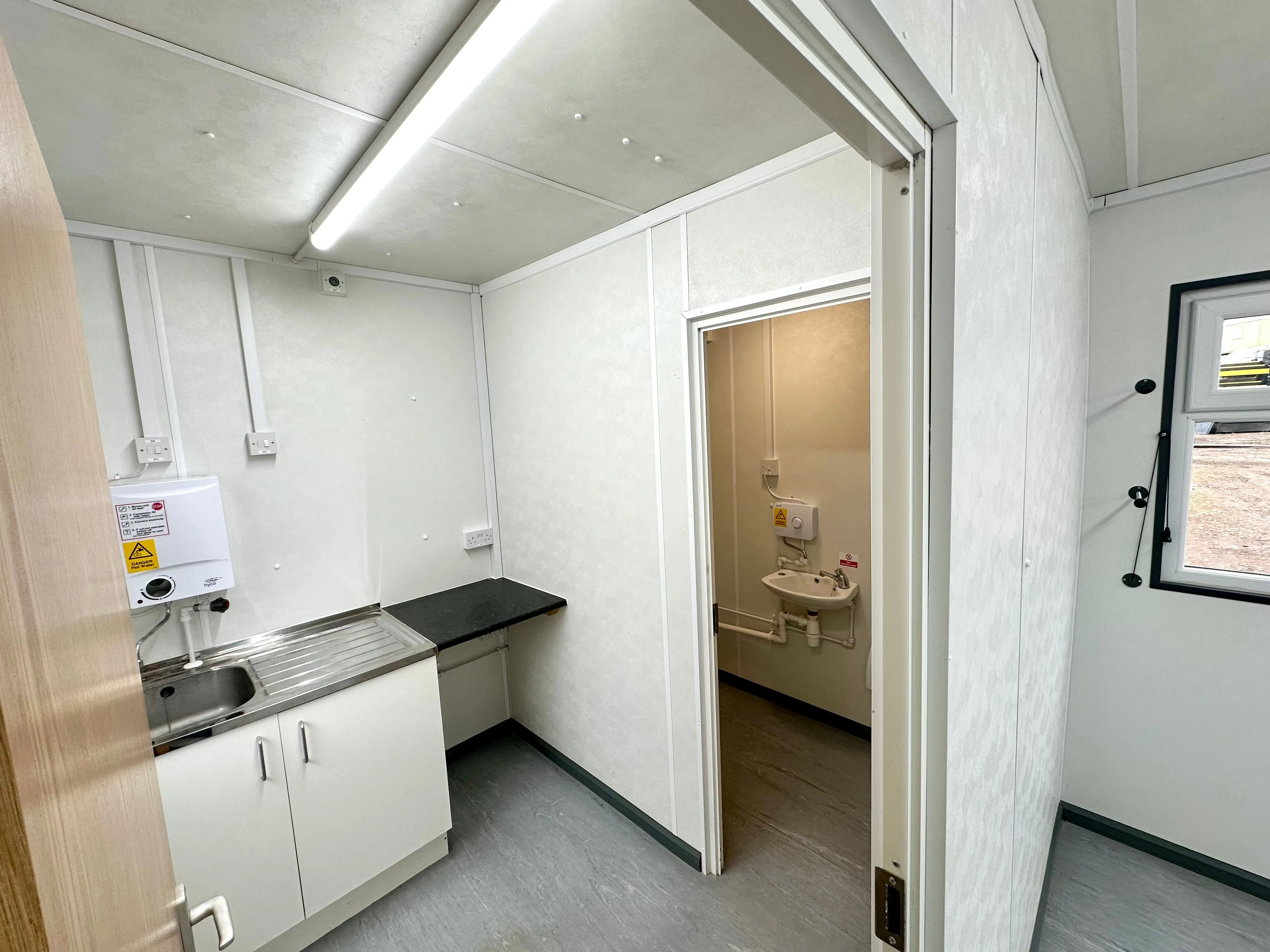 32x10ft Cabin | Office   Kitchen   Toilet | Anti-Vandal | Portable Building | No 1343
