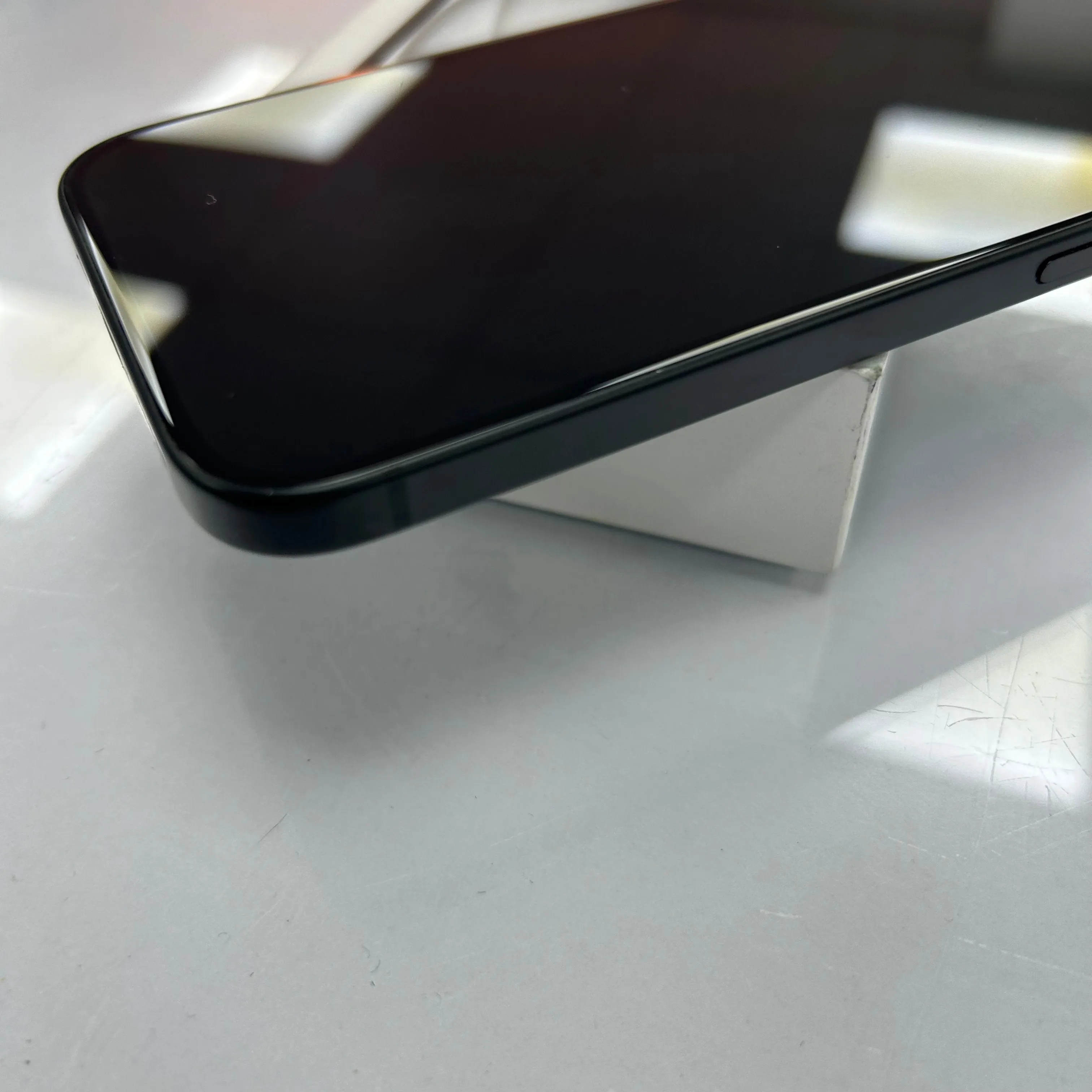 Apple iPhone 15 128GB Black Unlocked - 100% Battery Health & Apple warranty