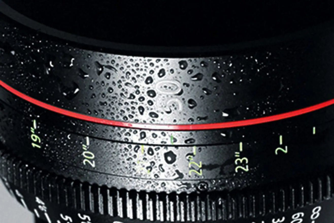 Canon CN-E 14mm T3.1 L F Cinema Lens (EF Mount) USA Model