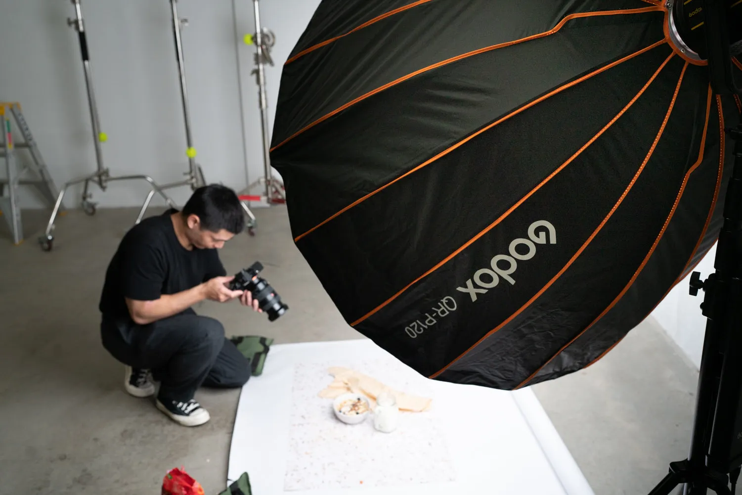Godox Quick Release Parabolic Softbox QR-P120 (Bowens Mount) (DEMO STOCK)