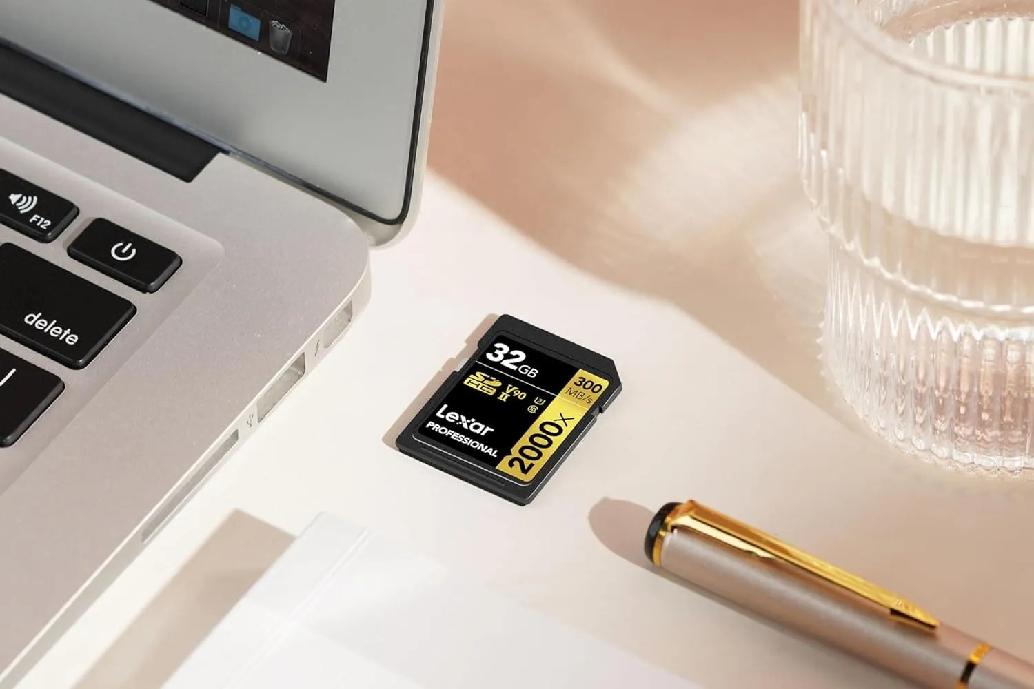 Lexar Professional 2000x SD Card 32GB, SDXC UHS-II Memory Card, Up to 300MB/s Read, for DSLR, Cinema-Quality Video Cameras (LSD2000032G-BNNAG)