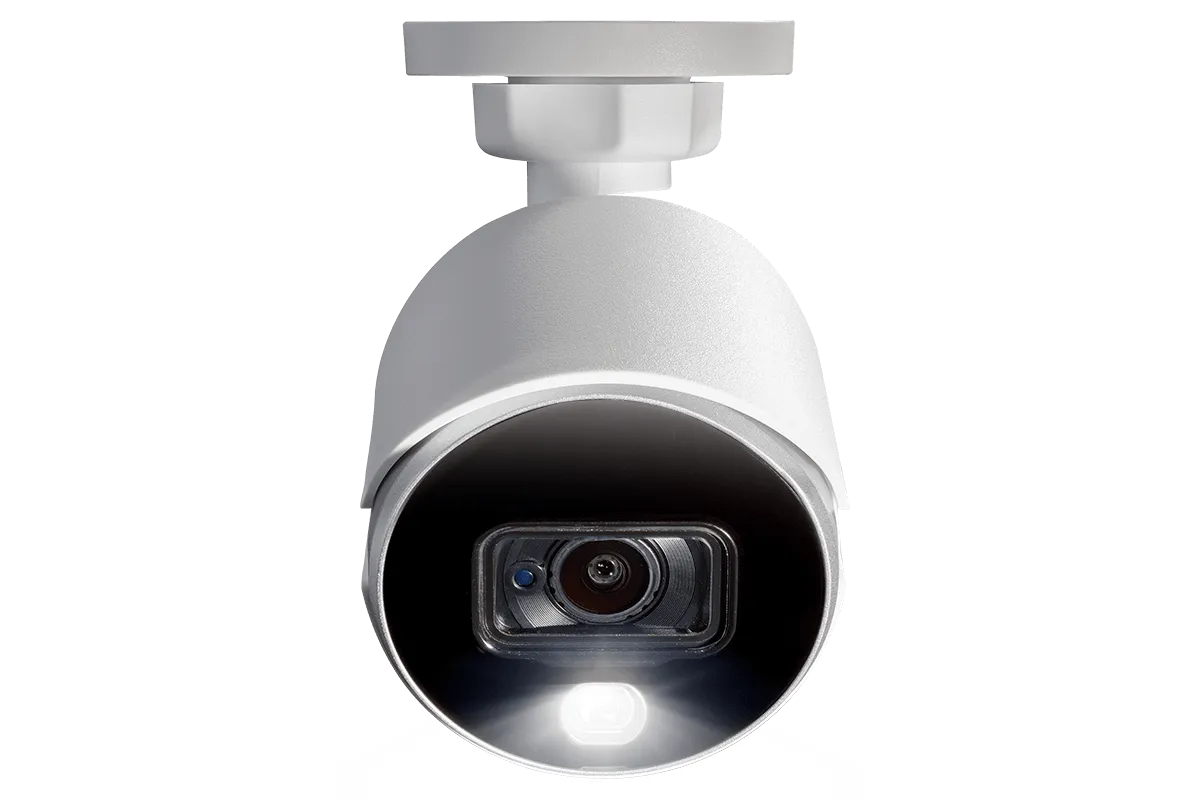 Lorex 4K 8-Channel 1TB DVR System with 3 Analog Active Deterrence Cameras