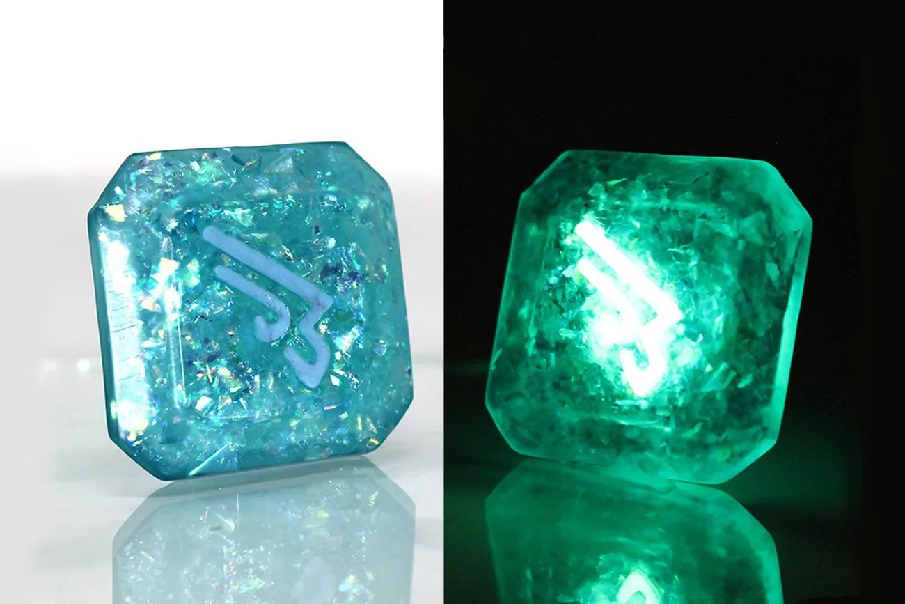 Machinist Twinkle Glow in the Dark Job Stone - FFXIV